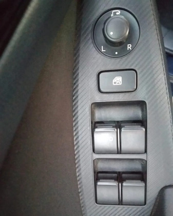 Mazda 3 cena 48600 przebieg: 101000, rok produkcji 2014 z Poniec małe 106